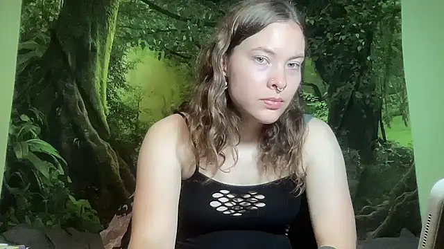 mo0ngoddess online show from 25, 7, 2026