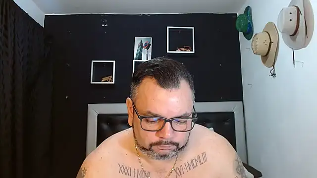 perverseveteranmanxxx online show from 4, 2, 2025