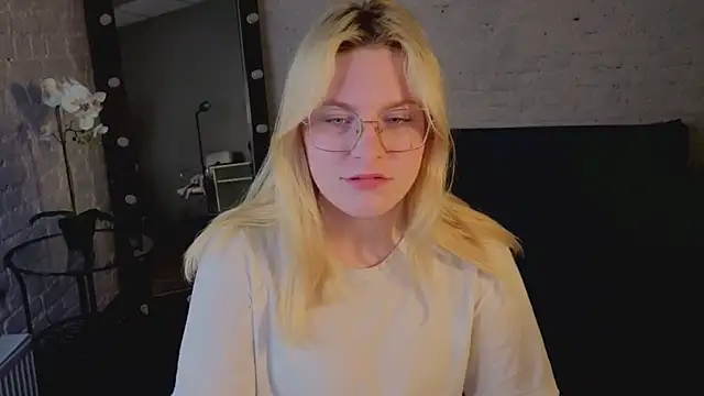 StellaVanilla online show from 22, 5, 2026