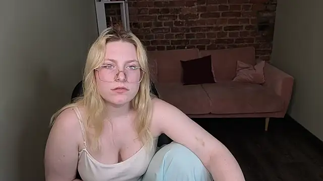 StellaVanilla online show from 16, 6, 2026