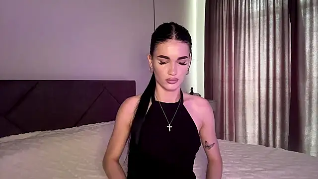Snapshot of KarieEgge chatting on 23, 6, 2026 KarieEgge online show from 23, 6, 2026