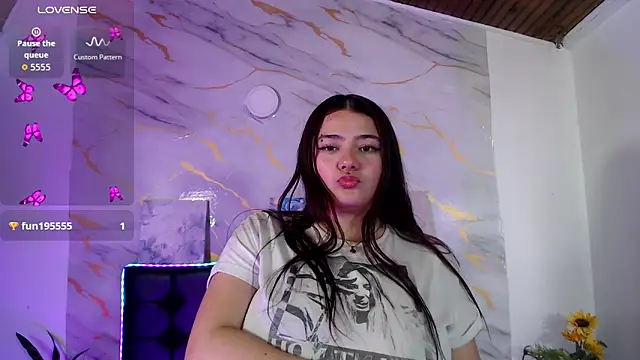 Lizeth bigboob online show from 28, 5, 2026