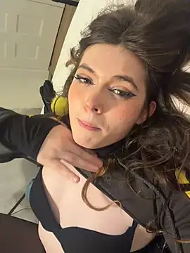 cutypiefull online show from 23, 7, 2026