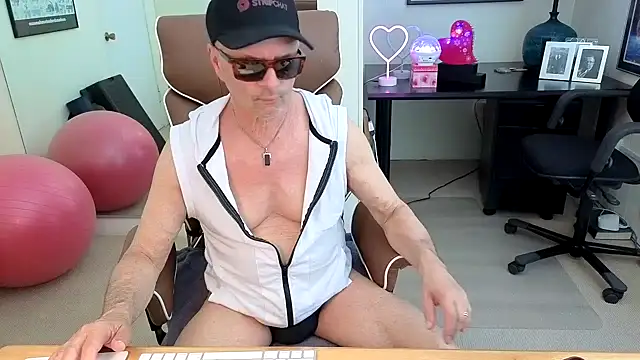 hotdadbod online show from 12, 6, 2026
