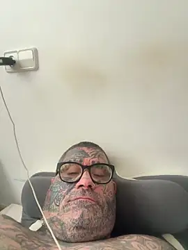 albertogg12 online show from 13, 5, 2026