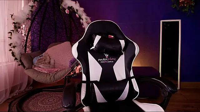 Scarlett Lune online show from 16, 5, 2026