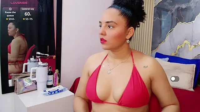 Snapshot of Sol__Latina chatting on 26, 5, 2026 Sol Latina online show from 26, 5, 2026