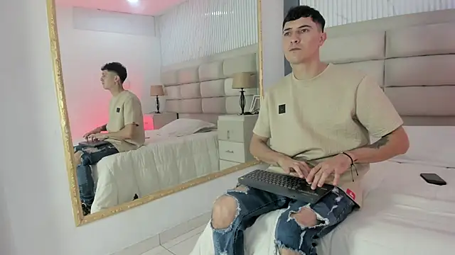 Diamondss 1 online show from 30, 5, 2026