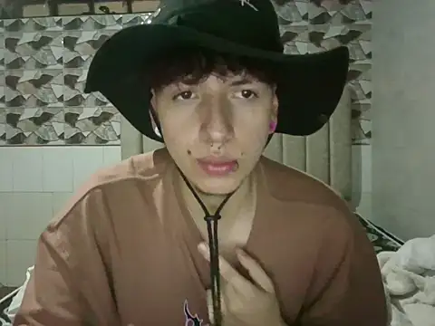 Snapshot of Noah_mod chatting on 30, 6, 2026 Noah mod online show from 30, 6, 2026