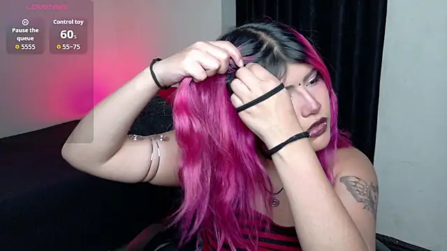 aurora winslow online show from 1, 6, 2026