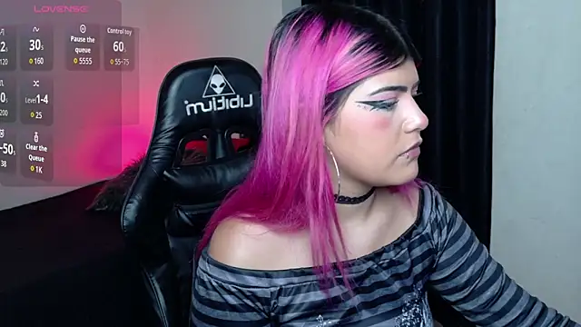 aurora winslow online show from 3, 6, 2026