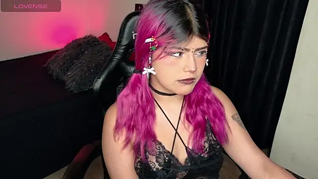 aurora winslow online show from 3, 7, 2026