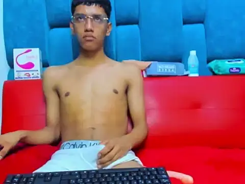 jackhornysex online show from 13, 5, 2026