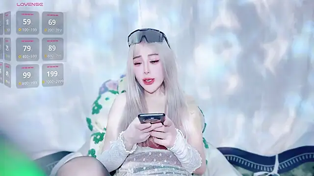 Puppyoo 001 online show from 26, 7, 2026