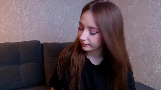 Snapshot of LunariaLive chatting on 7, 7, 2026 LunariaLive online show from 7, 7, 2026