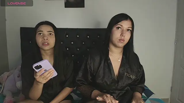 Cheerryloverss online show from 14, 7, 2026