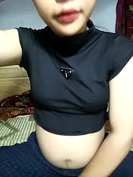 Snapshot of Hivi_06 chatting on 19, 5, 2026 Hivi 06 online show from 19, 5, 2026
