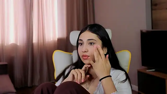 honeylanaa online show from 22, 5, 2026
