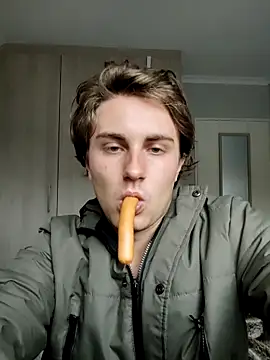 Lucasboy101 online show from 3, 6, 2026