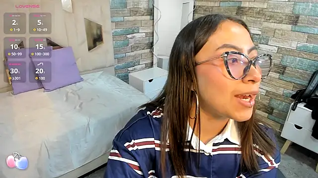 Amhira Tay online show from 24, 6, 2026