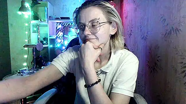   Freya    online show from 18, 5, 2026