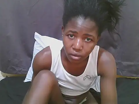 Snapshot of Sweet-tatiana chatting on 19, 6, 2026 Sweet-tatiana online show from 19, 6, 2026