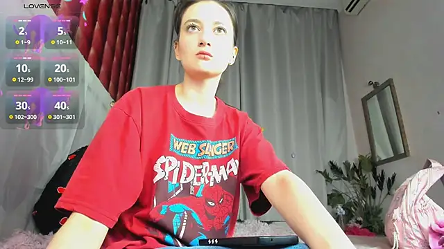 SummerLilaa online show from 10, 6, 2026