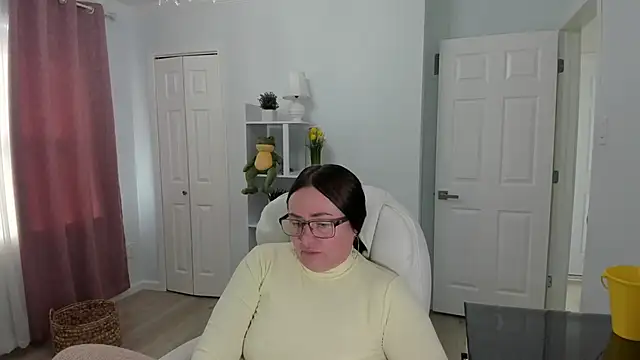 Vika73 online show from 18, 2, 2025