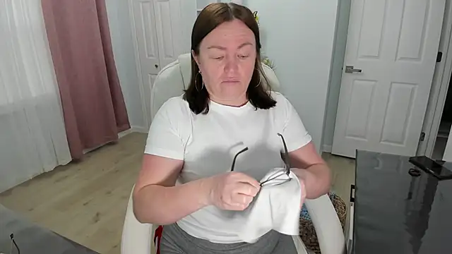 Vika73 online show from 1, 3, 2025