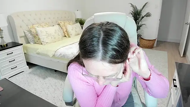 Vika73 online show from 27, 4, 2026