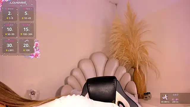 Snapshot of SelenaRogers chatting on 20, 6, 2026 SelenaRogers online show from 20, 6, 2026