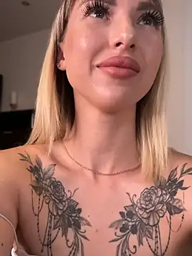 TeaseBabeXXX online show from 22, 6, 2026