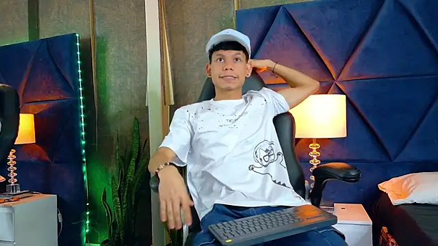 Snapshot of ThiagoFerrer_ chatting on 19, 5, 2026 ThiagoFerrer online show from 19, 5, 2026
