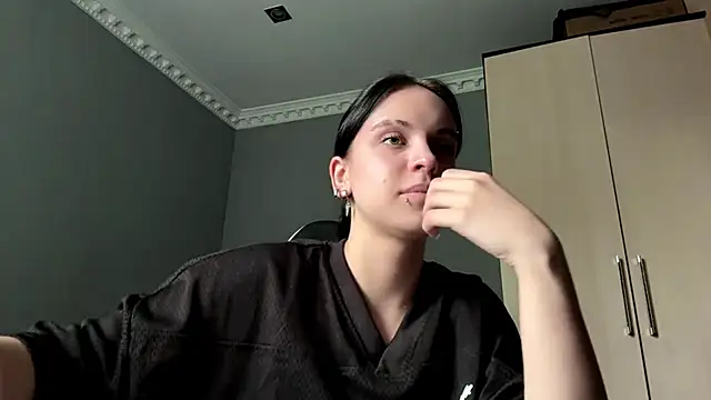Snapshot of illiebilish chatting on 11, 6, 2026 illiebilish online show from 11, 6, 2026