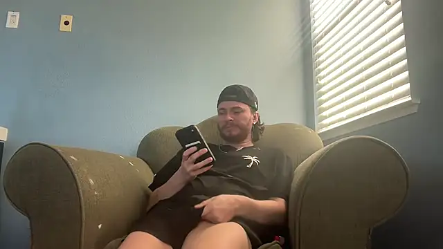 Tallhungcloudyyy online show from 28, 7, 2026