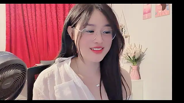 Bee-Cherry online show from 9, 6, 2026