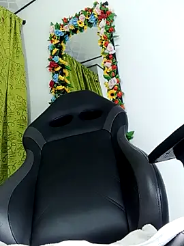 Elektra bigcock online show from 14, 6, 2026