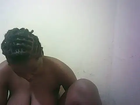 Irresistibleprincess02 online show from 8, 6, 2026