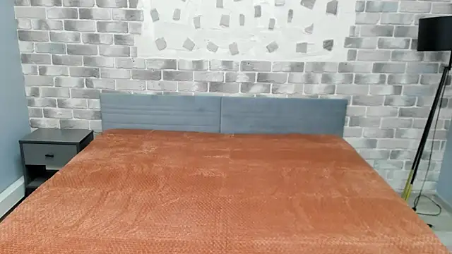 Snapshot of Calista_Everleig chatting on 9, 7, 2026 Calista Everleig online show from 9, 7, 2026