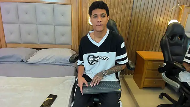 Mael Jason online show from 7, 7, 2026