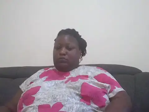 Snapshot of fat_ebonyqueen chatting on 5, 6, 2026 fat ebonyqueen online show from 5, 6, 2026
