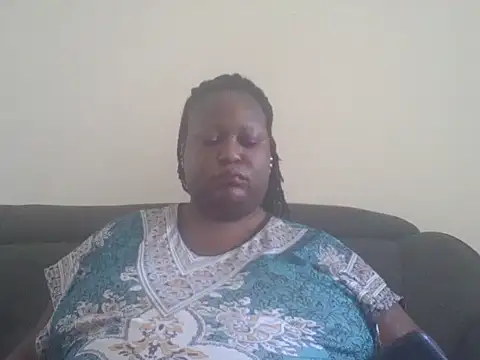 Snapshot of fat_ebonyqueen chatting on 19, 6, 2026 fat ebonyqueen online show from 19, 6, 2026