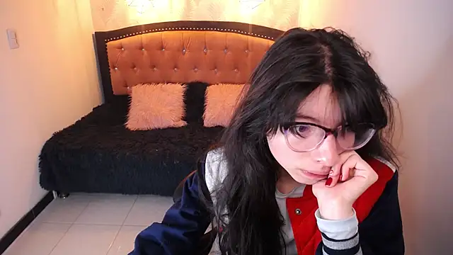 Snapshot of Allyshon_ chatting on 20, 6, 2026 Allyshon online show from 20, 6, 2026