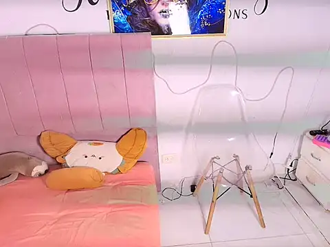 Monika teenn online show from 29, 6, 2026