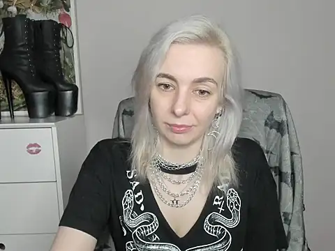 velvetanne online show from 19, 6, 2026