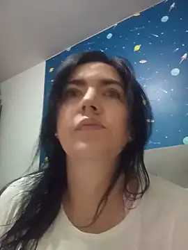 Snapshot of dhanya_moon chatting on 27, 5, 2026 dhanya moon online show from 27, 5, 2026