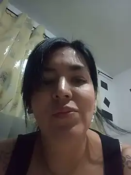 Snapshot of dhanya_moon chatting on 17, 6, 2026 dhanya moon online show from 17, 6, 2026