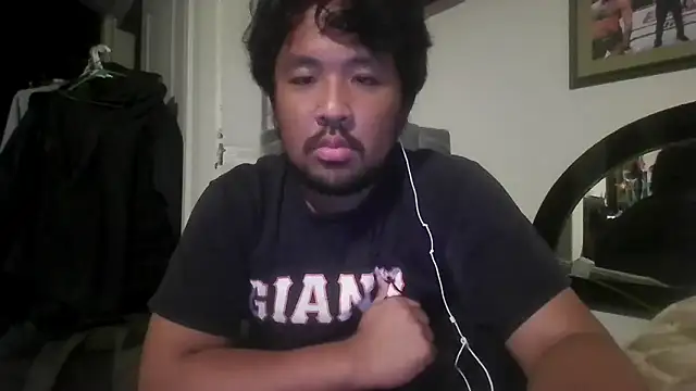 bigasianloads32 online show from 19, 5, 2026