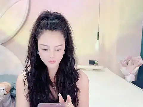 Snapshot of wxy-Lov chatting on 19, 5, 2026 wxy-Lov online show from 19, 5, 2026