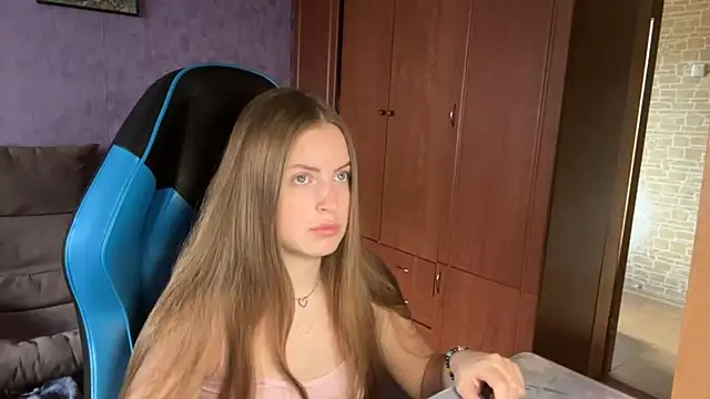 SilkSinner  online show from 9, 7, 2026